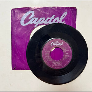 1982 Capital Records 45 RPM Anne Murray “Hey! Baby!”